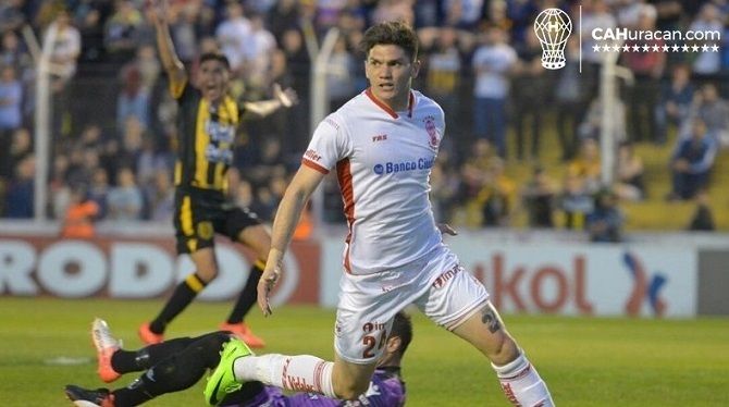 F: CA Hurac&aacute;n