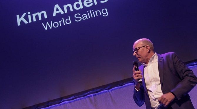 F: World Sailing: Kim Andersen, presidente de la World Sailing, durante una intervención en la Reunión Anual de la Federación Internacional de Vela F: World Sailing: Kim Andersen, presidente de la World Sailing, durante una intervención en la Reunión Anual de la Federación Internacional de Vela