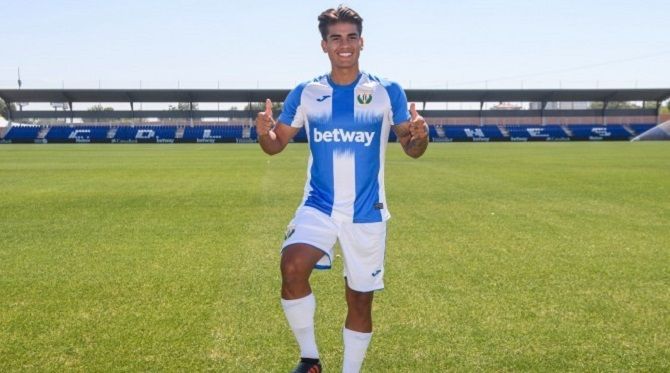 F: CD Legan&eacute;s