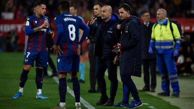 F: ElDesmarque F: ElDesmarque