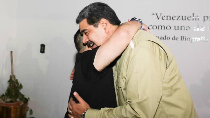 F: @NicolasMaduro