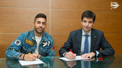 F: Deportivo Alav&eacute;s