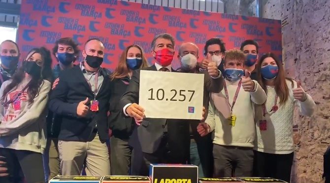 F: Joan Laporta F: Joan Laporta