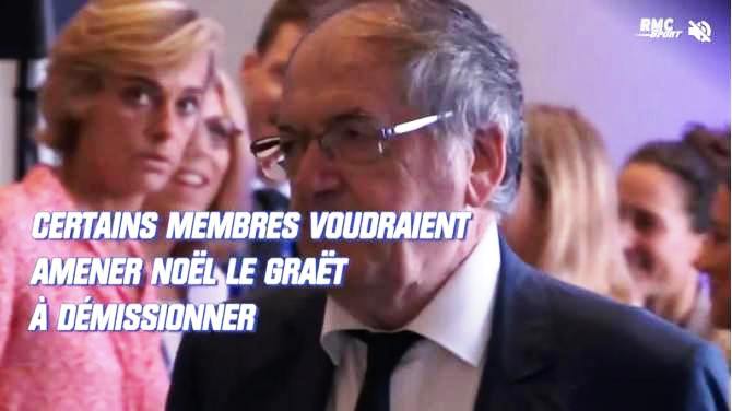 Hardouin, a la izquierda