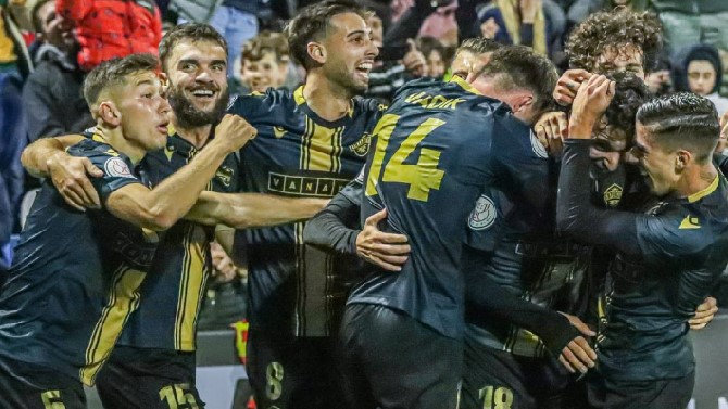 F: Cuenta oficial de twitter del @CFIntercity