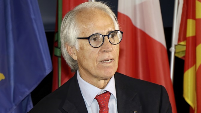 F. Shutterstock F. Shutterstock