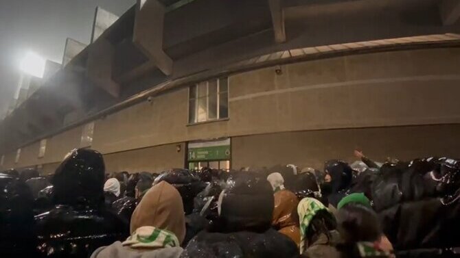 El Racing explica los motivos del caos previo al partido contra el Barça en Copa