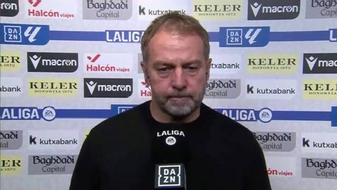 Hansi Flick, enfadado con Gil Manzano: anuló tres goles y un penalti a favor del Barça