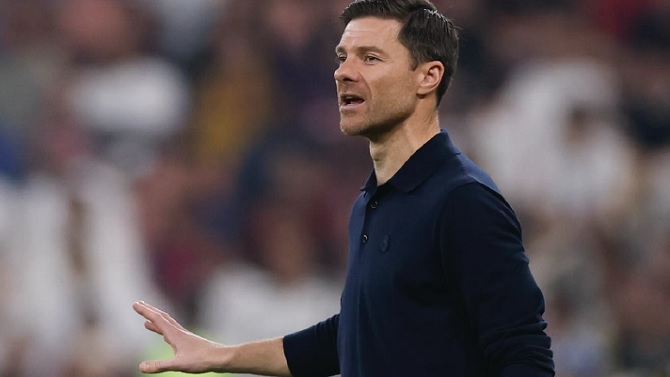 Xabi se despide con una carta en la que nombra al club pero no a Florentino Pérez