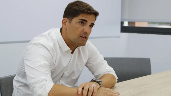 Robert Moreno desmiente haber usado ChatGPT u otra IA para la gestión de sus equipos