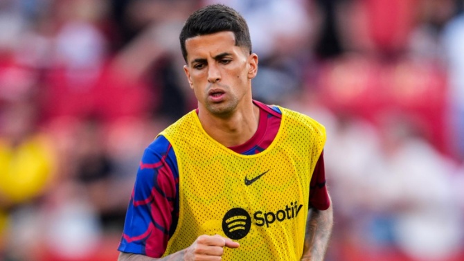 El Barça confirma la vuelta del portugués João Cancelo, que no estaba inscrito en el Al-Hilal