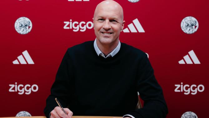 Jordi Cruyff firma como director técnico del Ajax de Ámsterdam hasta junio de 2028