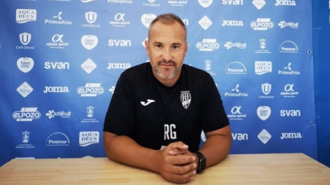 Randri vuelve a ser el entrenador del Alhama tras cumplir una sanción de dos años