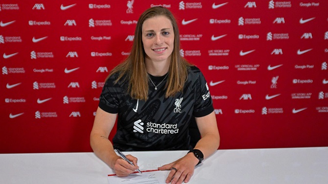 Seis partidos de suspensión a Borggrafe, portera del Liverpool, por un comentario racista