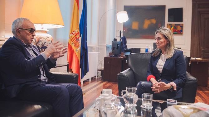 La ministra Milagros Tolón se reúne con Alejandro Blanco sin José Manuel Uribes