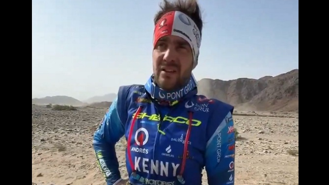 Lorenzo Santolino abandona el Dakar tras destrozar su moto en una fuerte caída