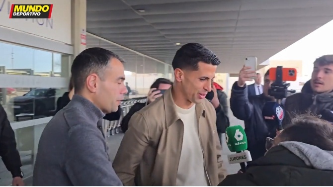 Joao Cancelo ya está en Barcelona, cedido por el Al Hilal hasta final de temporada