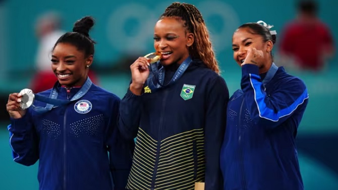 El TAS volverá a examinar la disputa por el bronce olímpico en suelo en Paris 2024 entre Chiles y Barbosu