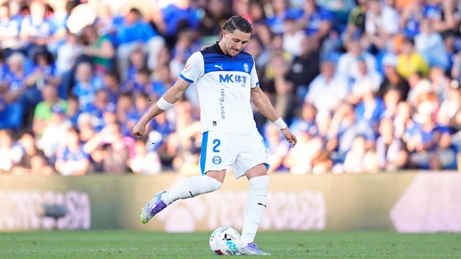 El TAS concede la cautelar a Facundo Garcés y podrá volver a jugar con el Alavés