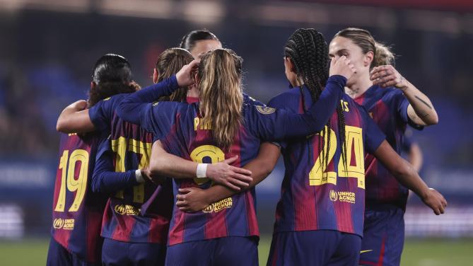 El FC Barcelona conquista otra Supercopa femenina contra el Real Madrid