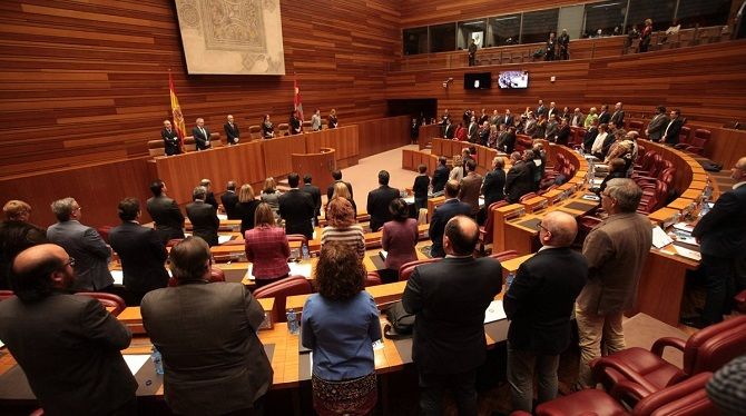 F: Cortes de Castilla y Le&oacute;n