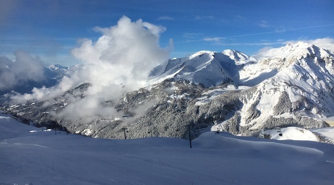 F: Ski Press F: Ski Press