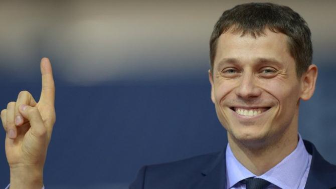 F: Sputnik F: Sputnik