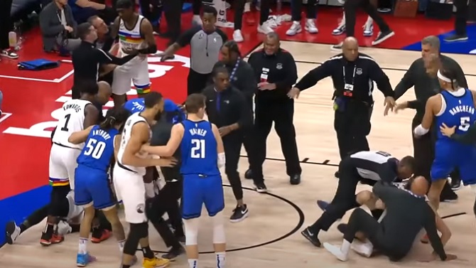 F: YouTube @BleacherReport F: YouTube @BleacherReport