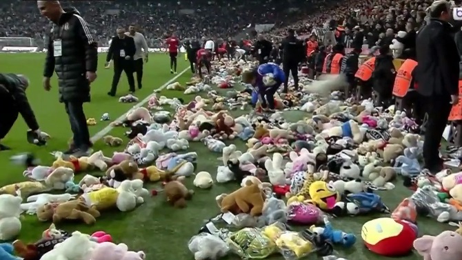 F: @guardianfootball