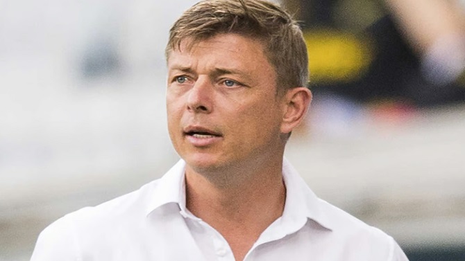 F: https://www.svenskfotboll.se