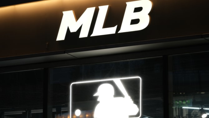 F. Shutterstock F. Shutterstock