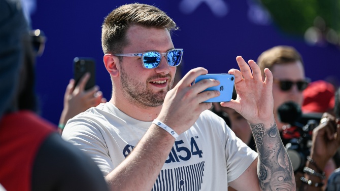 F. Shutterstock F. Shutterstock