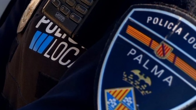 La Policía de Palma abre diligencias contra la titular de un bar por emitir fútbol pirata