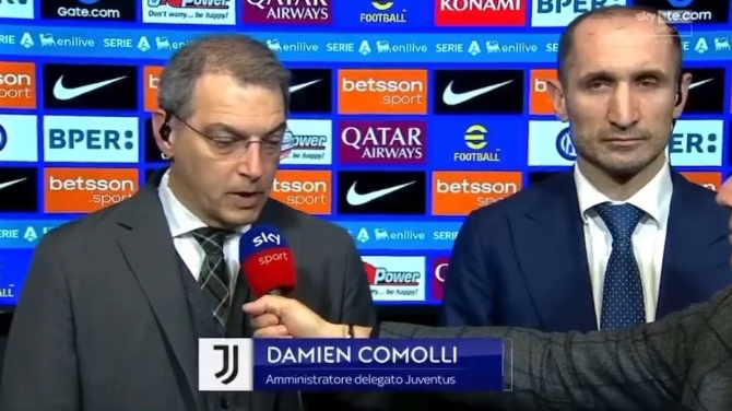 La 'Juve' arremete contra el árbitro: 