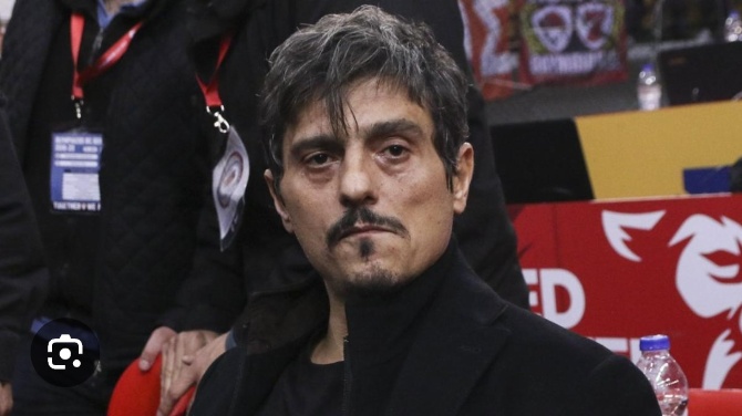 El dueño del Panathinaikos pide a sus jugadores y técnicos que dimitan tras caer ante el Aris