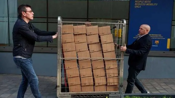 Laporta, Vilajoana, Font y Ciria comienzan el proceso de recogida de firmas