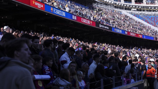El FC Barcelona activará 14.000 nuevas localidades en el Spotify Camp Nou para abonados