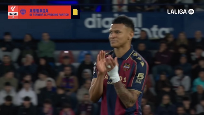 Tres partidos a Kervin Arriaga y Vicente Iborra, segundo entrenador del Levante