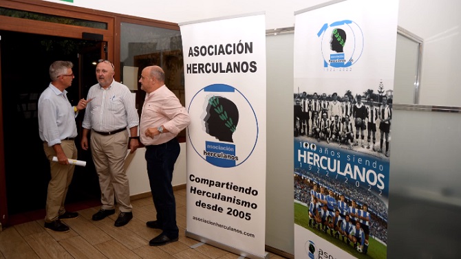 La Asociación Herculanos pide el cese del presidente Carlos Parodi por el ‘caso Abde’