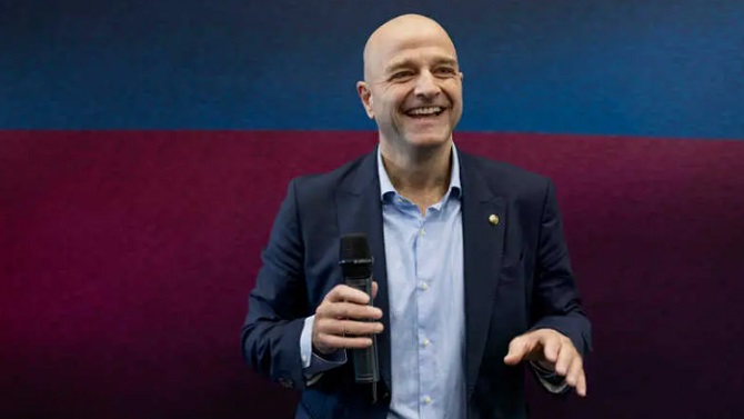 Vilajoana vincula su dimisión de 2005 al vigente 