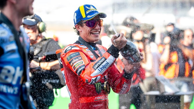 Marc Márquez segundo, y Pedro Acosta cuarto en la Práctica del Gran Premio de Tailandia