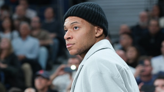 Mbappé reclama aun 2 millones al PSG, que considera que ya ha pagado lo que debía