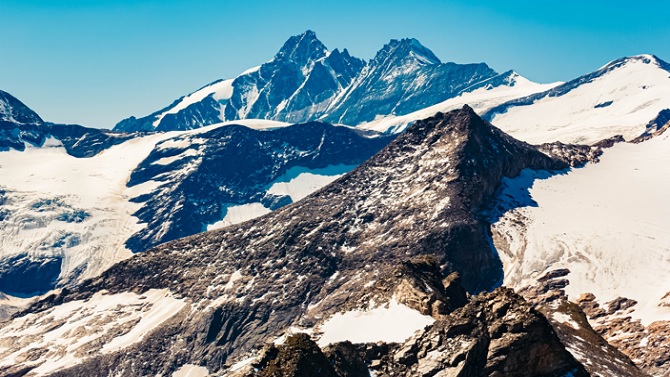 Pena de 5 meses para alpinista austríaco que dejó morir a su pareja en la montaña