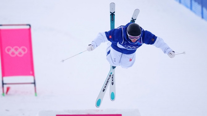 El sueco Elis Lundholm, primer deportista transgénero en participar en unos Juegos de Invierno