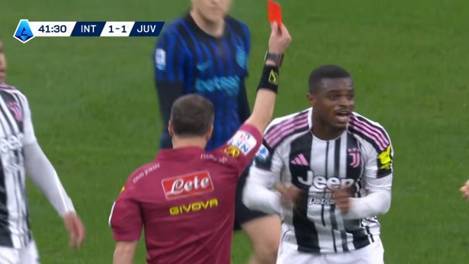 El arbitraje italiano, en entredicho debido al episodio que marcó el Inter-Juventus del pasado sábado