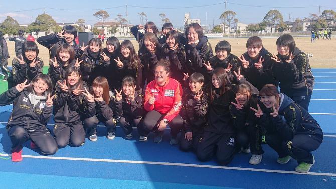 F: @ElDesmarque F: @ElDesmarque