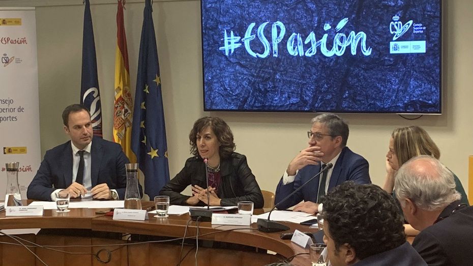 &Aacute;ngel Luis Mart&iacute;n Garrido, a la izquierda