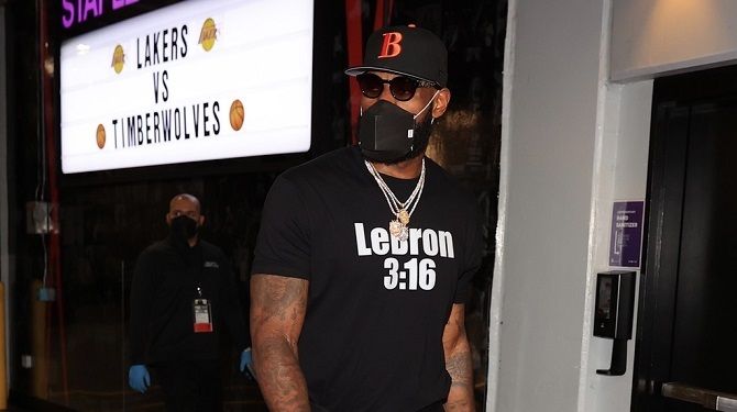 F: LA Lakers (Twitter)