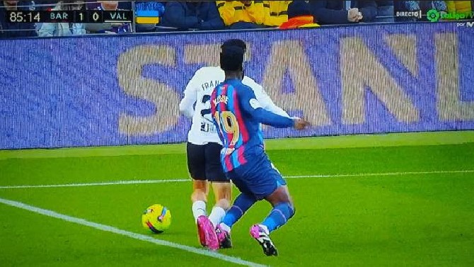 F: Penalti sobre Fran P&eacute;rez y el posible robo al Valencia