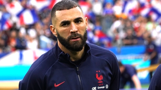 F. Shutterstock F. Shutterstock